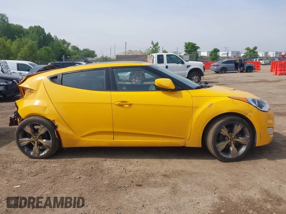 2013 Hyundai Veloster w/Black Int with VIN KMHTC6AD7DU161769, listed as a IAAI auction lot 42448221 with 139,936 mi miles and . Bid and sale history available at DreamBid. Image 13.