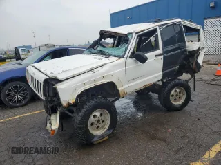 2001 Jeep Cherokee Sport с VIN 1J4FF48S41L611052, выставлен на аукционе Copart как лот 59667135 с пробегом 270 448 миль миль и Чистый • Clean title. История ставок и продаж доступна на DreamBid. Изображение 1.