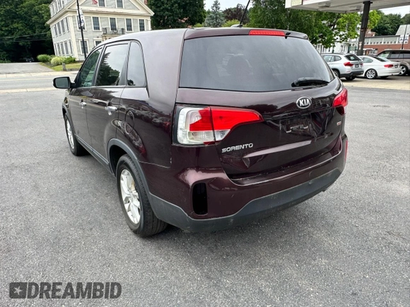 2014 Kia Sorento LX with VIN 5XYKT3A65EG487511, listed as a Copart auction lot 55742755 with 169,239 mi miles and Clean Title. Bid and sale history available at DreamBid. Image 3.