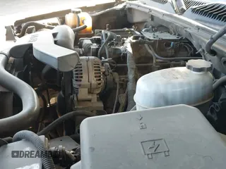 2005 Cadillac Escalade z VIN 1GYEK63N15R177017, wystawiony jako IAAI lot #42656380 z przebiegiem 194 222 mil mil oraz . Historia ofert i sprzedaży dostępna na DreamBid. Obrazek 13.