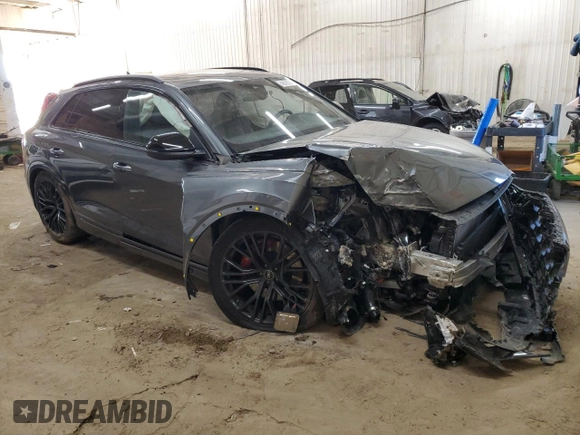 2024 Audi SQ8 Premium Plus z VIN WA1AWBF17RD008918, wystawiony jako Copart lot #48092245 z przebiegiem 14 211 mil mil oraz Szkoda całkowita • Salvage title. Historia ofert i sprzedaży dostępna na DreamBid. Obrazek 4.