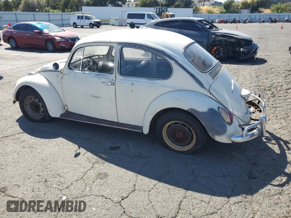 1967 Volkswagen Beetle with VIN 117164209, listed as a Copart auction lot 61490405 with 47,538 mi miles and Clean title. Bid and sale history available at DreamBid. Image 2.