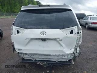 2019 Toyota Sienna LE Auto Access Seat с VIN 5TDKZ3DC0KS980821, выставлен на аукционе IAAI как лот 42000422 с пробегом 89 046 миль миль и . История ставок и продаж доступна на DreamBid. Изображение 17.