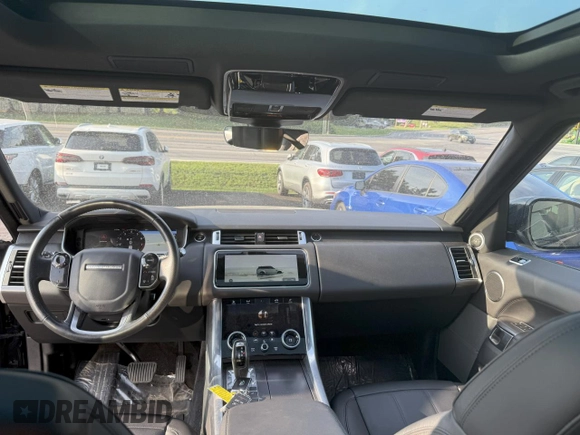 2020 Land Rover Range Rover Sport SE with VIN SALWG2SU4LA728803, listed as a Copart auction lot 65455775 with 59,701 mi miles and Clean title. Bid and sale history available at DreamBid. Image 7.