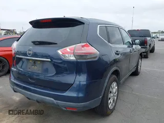 2016 Nissan Rogue SV with VIN 5N1AT2MT9GC810274, listed as a IAAI auction lot 41882173 with 179,818 mi miles. Bid and sale history available at carsss.com. Image 4.