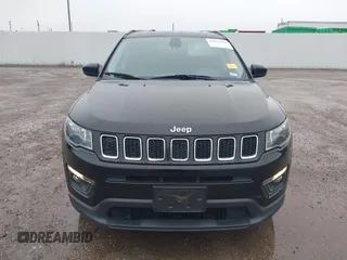 2020 Jeep Compass Latitude z VIN 3C4NJCBB2LT162156, wystawiony jako IAAI lot #41954922 z przebiegiem 41 426 mil mil oraz . Historia ofert i sprzedaży dostępna na DreamBid. Obrazek 12.