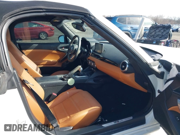 2020 FIAT 124 Spider Abarth with VIN JC1NFAEK9L0145379, listed as a IAAI auction lot 41608117 with 36,093 mi miles and . Bid and sale history available at DreamBid. Image 5.