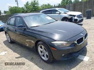 2014 BMW 3 Series 328i xDrive с VIN WBA3B5G58ENS07846, выставлен на аукционе IAAI как лот 42594298 с пробегом 172 617 миль миль и . История ставок и продаж доступна на DreamBid. Изображение 1.