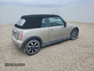 2007 MINI Convertible S z VIN WMWRH33557TL95520, wystawiony jako Copart lot #47685045 z przebiegiem 95 619 mil mil oraz Czysty tytuł • Clean title. Historia ofert i sprzedaży dostępna na DreamBid. Obrazek 3.