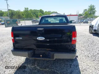 2006 Ford F-150 XL z VIN 1FTRF12266NA93922, wystawiony jako IAAI lot #42297444 z przebiegiem 189 094 mil mil oraz . Historia ofert i sprzedaży dostępna na DreamBid. Obrazek 16.