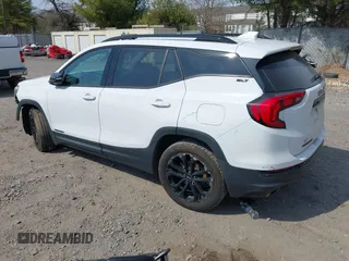 2019 GMC Terrain SLT z VIN 3GKALPEX7KL357440, wystawiony jako IAAI lot #41787110 z przebiegiem 108 477 mil mil oraz . Historia ofert i sprzedaży dostępna na DreamBid. Obrazek 3.