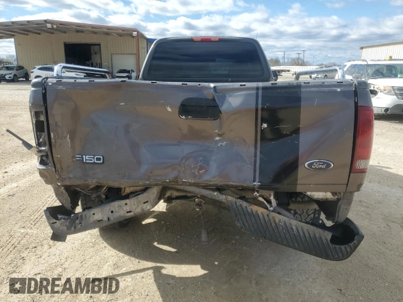 2002 Ford F-150 XL with VIN 1FTRF17W32KB68406, listed as a Copart auction lot 86059454 with 322,076 mi miles and Salvage Title. Bid and sale history available at carsss.com. Image 6.