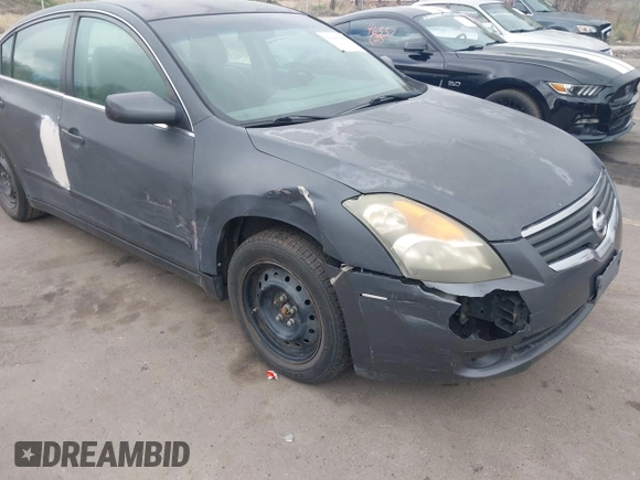 2007 Nissan Altima 2.5 with VIN 1N4AL21E17N458215, listed as a IAAI auction lot 41943990 with 190,234 mi miles. Bid and sale history available at carsss.com. Image 6.