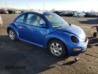 2003 Volkswagen New Beetle Coupe GLS with VIN 3VWCK21C73M424690, listed as a Copart auction lot 44572975 with 118,068 mi miles and Salvage Title. Bid and sale history available at carsss.com. Image 4.