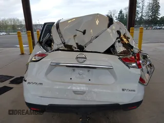 2016 Nissan Rogue SL with VIN 5N1AT2MV9GC747873, listed as a IAAI auction lot 41937945 with 98,888 mi miles and . Bid and sale history available at DreamBid. Image 17.