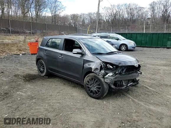2013 Scion xD z VIN JTKKUPB47D1033754, wystawiony jako Copart lot #47550315 z przebiegiem 86 447 mil mil oraz Szkoda całkowita • Salvage title. Historia ofert i sprzedaży dostępna na DreamBid. Obrazek 10.