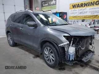 2015 Nissan Rogue SV with VIN 5N1AT2MV8FC846568, listed as a IAAI auction lot 41665072 with 105,841 mi miles. Bid and sale history available at carsss.com. Image 1.