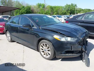 2017 Ford Fusion SE z VIN 3FA6P0HD6HR163041, wystawiony jako IAAI lot #42018701 z przebiegiem 124 271 mil mil oraz . Historia ofert i sprzedaży dostępna na DreamBid. Obrazek 14.