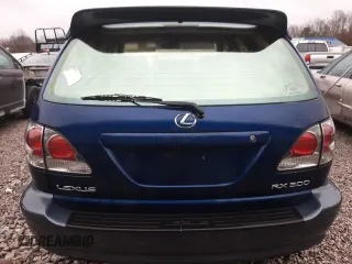 2003 Lexus RX 300 with VIN JTJGF10UX30155548, listed as a Copart auction lot 84929804 with 164,238 mi miles and Clean Title. Bid and sale history available at carsss.com. Image 6.