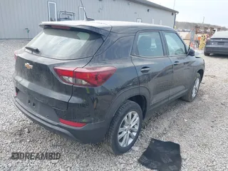 2021 Chevrolet TrailBlazer LS with VIN KL79MNSL4MB086176, listed as a IAAI auction lot 42056467 with 77,035 mi miles and . Bid and sale history available at DreamBid. Image 4.