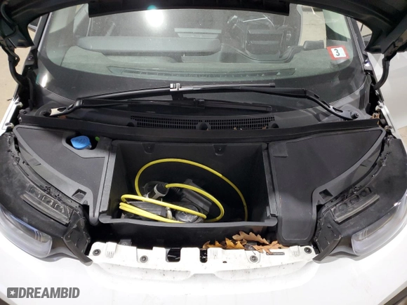 2019 BMW i3 s with VIN WBY8P8C5XK7D23732, listed as a Copart auction lot 84038514 with 32,037 mi miles and Salvage Title. Bid and sale history available at carsss.com. Image 11.