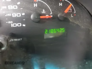 2005 Ford Econoline Cargo with VIN 1FTNE24W25HB03401, listed as a Copart auction lot 85960554 with 218,642 mi miles and Salvage Title. Bid and sale history available at carsss.com. Image 9.
