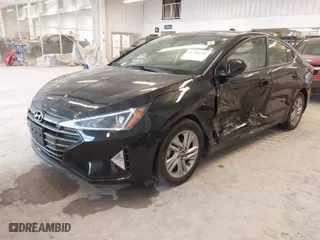 2019 Hyundai Elantra SEL with VIN KMHD84LF6KU856136, listed as a IAAI auction lot 41721292 with 33,125 mi miles. Bid and sale history available at carsss.com. Image 2.