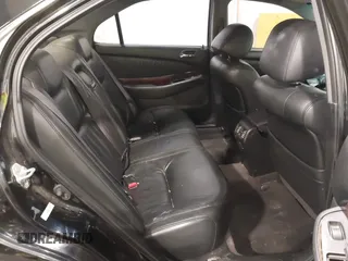 2003 Acura TL with VIN 19UUA56603A092119, listed as a IAAI auction lot 41695793 with 178,520 mi miles. Bid and sale history available at carsss.com. Image 8.