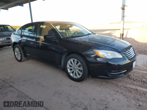 2014 Chrysler 200 Touring with VIN 1C3CCBBB1EN137252, listed as a Copart auction lot 55151275 with 132,878 mi miles and Clean Title. Bid and sale history available at carsss.com. Image 4.