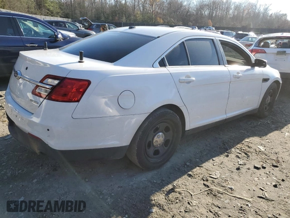 2017 Ford Police Interceptor with VIN 1FAHP2L86HG100186, listed as a Copart auction lot 82806864 with 72,162 mi miles and Salvage title. Bid and sale history available at DreamBid. Image 3.