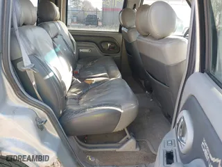2000 GMC Denali with VIN 1GKEK13R7YR159609, listed as a IAAI auction lot 41828674 with 231,627 mi miles. Bid and sale history available at carsss.com. Image 8.