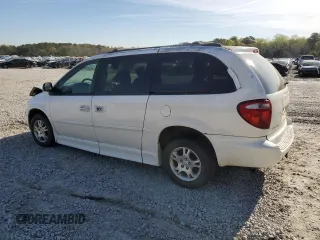 2002 Dodge Caravan Sport with VIN 2B4GP44302R640883, listed as a Copart auction lot 50753355 with 205,498 mi miles and Salvage Title. Bid and sale history available at carsss.com. Image 2.