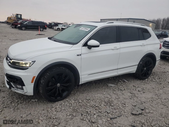 2020 Volkswagen Tiguan SEL Premium R-Line with VIN 3VV4B7AX9LM135786, listed as a Copart auction lot 83735844 with 58,543 mi miles and Clean Title. Bid and sale history available at carsss.com. Image 1.