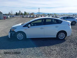 2012 Toyota Prius with VIN JTDKN3DPXC3015496, listed as a IAAI auction lot 41838717 with 178,379 mi miles and . Bid and sale history available at DreamBid. Image 14.