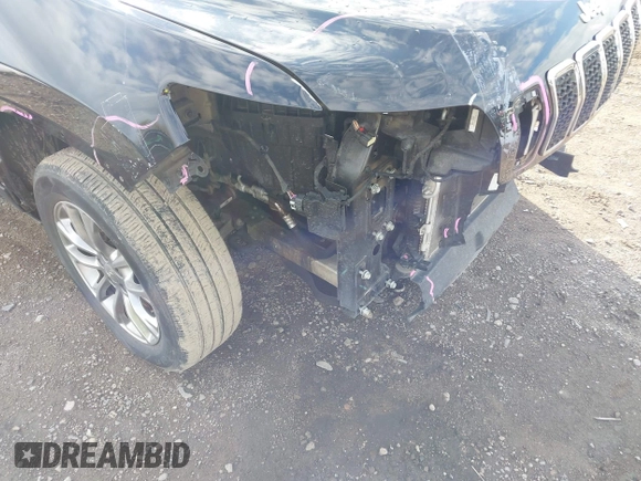 2019 Jeep Cherokee Latitude Plus with VIN 1C4PJMLB9KD245505, listed as a IAAI auction lot 42153262 with 103,248 mi miles and . Bid and sale history available at DreamBid. Image 20.