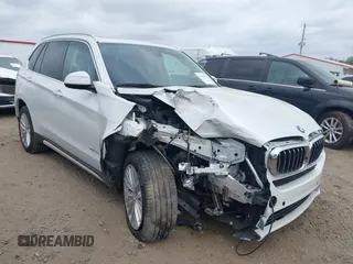 2016 BMW X5 sDrive35i with VIN 5UXKR2C52G0U17114, listed as a IAAI auction lot 41954919 with 39,573 mi miles. Bid and sale history available at carsss.com. Image 1.
