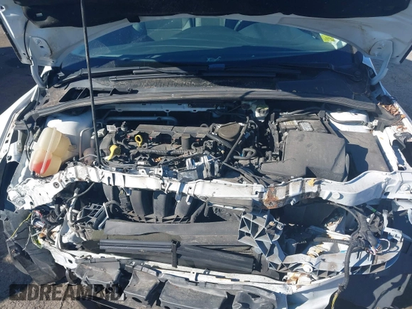 2014 Ford Focus SE with VIN 1FADP3K24EL411720, listed as a IAAI auction lot 40816752 with 102,089 mi miles. Bid and sale history available at carsss.com. Image 10.