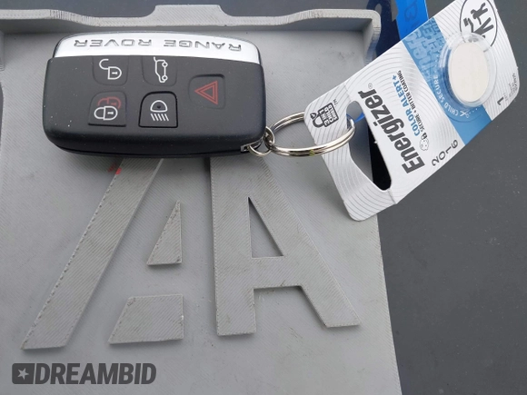 2016 Land Rover Range Rover Sport SE with VIN SALWG2PF7GA656379, listed as a IAAI auction lot 42316383 with 118,056 mi miles and . Bid and sale history available at DreamBid. Image 11.