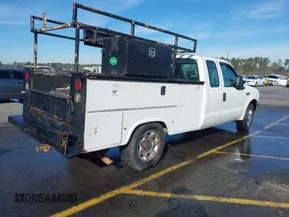 2004 Ford Super Duty F-250 XL with VIN 1FTNX20L44EC45528, listed as a IAAI auction lot 41598042 with 2,163,017 mi miles. Bid and sale history available at carsss.com. Image 4.
