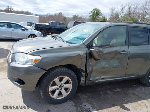 2008 Toyota Highlander with VIN JTEES41A282010507, listed as a IAAI auction lot 41999562 with 204,868 mi miles. Bid and sale history available at carsss.com. Image 6.