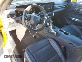 2024 Ford Mustang GT Premium с VIN 1FAGP8FFXR5110046, выставлен на аукционе Copart как лот 41424855 с пробегом 4 131 миль миль и Списание • Salvage title. История ставок и продаж доступна на DreamBid. Изображение 8.