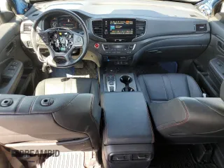 2024 Honda Passport TrailSport with VIN 5FNYF8H6XRB008887, listed as a Copart auction lot 56311425 with 18,627 mi miles and Salvage title. Bid and sale history available at DreamBid. Image 8.