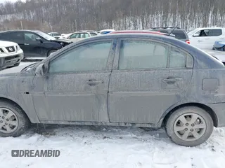2008 Hyundai Accent GLS with VIN KMHCN46C88U270746, listed as a IAAI auction lot 41392092 with 146,419 mi miles. Bid and sale history available at carsss.com. Image 14.