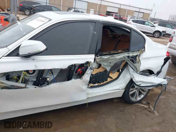 2018 BMW 3 Series 330i with VIN WBA8B9G53JNU57549, listed as a IAAI auction lot 41521049 with 63,557 mi miles and . Bid and sale history available at DreamBid. Image 6.