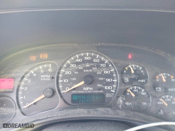 2002 Chevrolet Silverado 1500 LS with VIN 1GCEK19T12E297692, listed as a IAAI auction lot 41844862 with 236,937 mi miles. Bid and sale history available at carsss.com. Image 7.