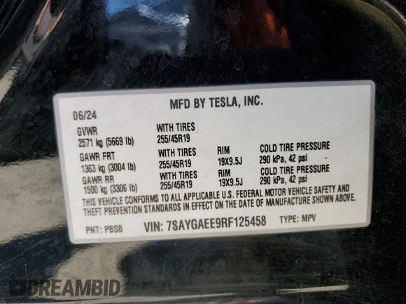2024 Tesla Model Y Long Range with VIN 7SAYGAEE9RF125458, listed as a Copart auction lot 59567365 with 28,966 mi miles and Salvage title. Bid and sale history available at DreamBid. Image 13.