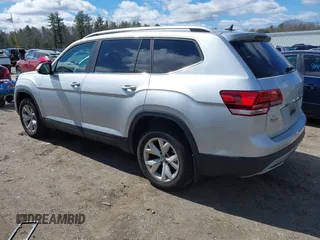 2018 Volkswagen Atlas SE with VIN 1V2LR2CA7JC524893, listed as a IAAI auction lot 41876288 with 153,758 mi miles and . Bid and sale history available at DreamBid. Image 3.