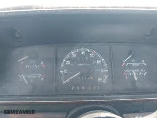 1990 Ford 1/2 Ton Trucks with VIN 1FTEF15Y3LLB01819, listed as a IAAI auction lot 42116130 with 505,103 mi miles. Bid and sale history available at carsss.com. Image 7.