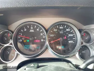 2011 Chevrolet Silverado 1500 LT with VIN 1GCRCSE09BZ423063, listed as a IAAI auction lot 41486593 with 390,292 mi miles. Bid and sale history available at carsss.com. Image 7.
