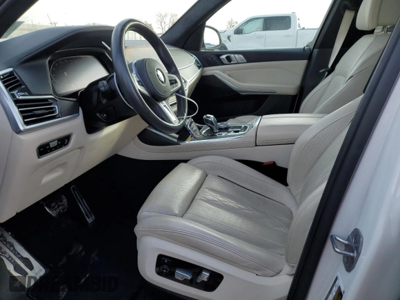 2022 BMW X7 xDrive40i with VIN 5UXCW2C03N9J24350, listed as a Copart auction lot 46865515 with 28,499 mi miles and Salvage Title. Bid and sale history available at carsss.com. Image 7.